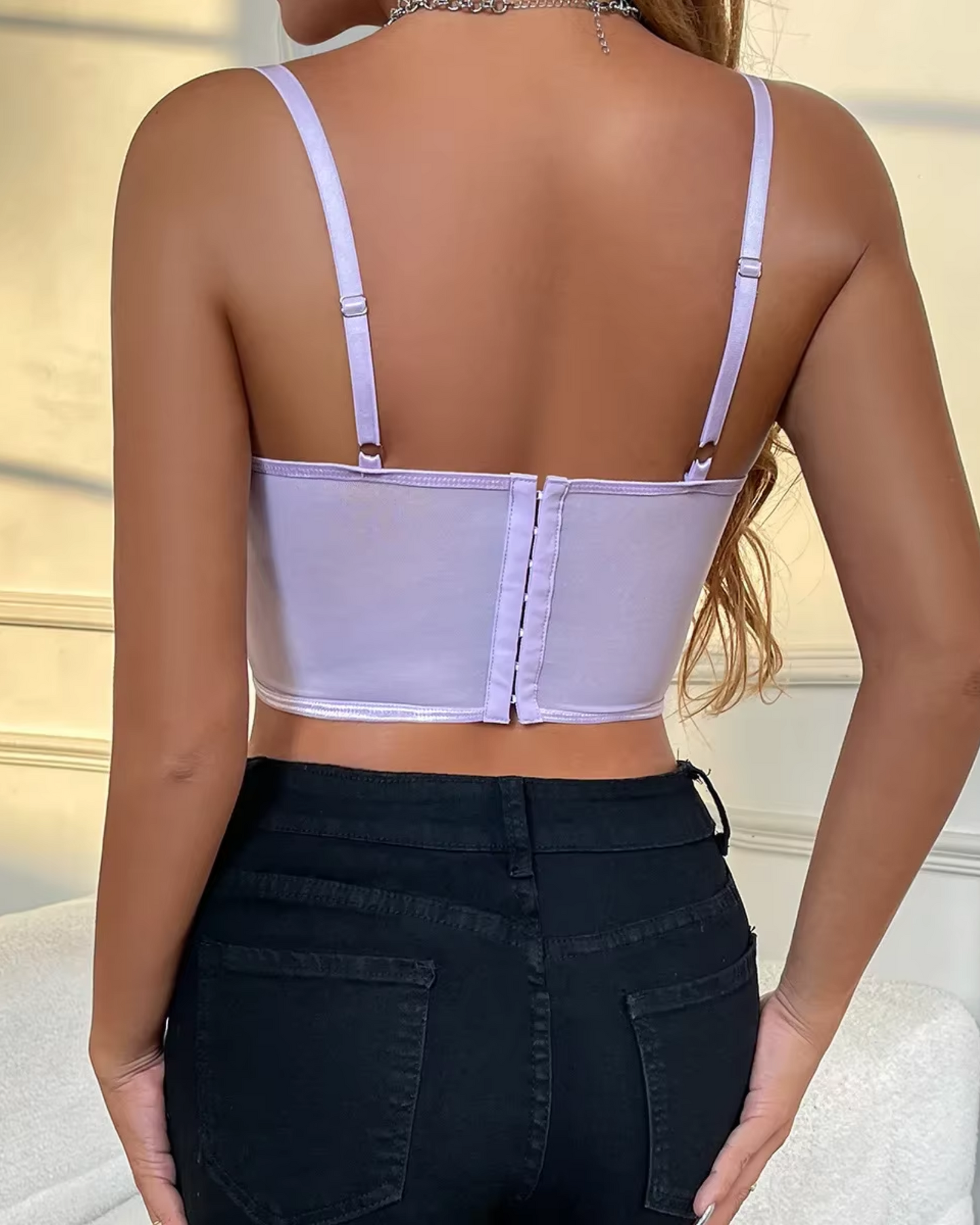Soutien-gorge avec chaîne décorative en perles