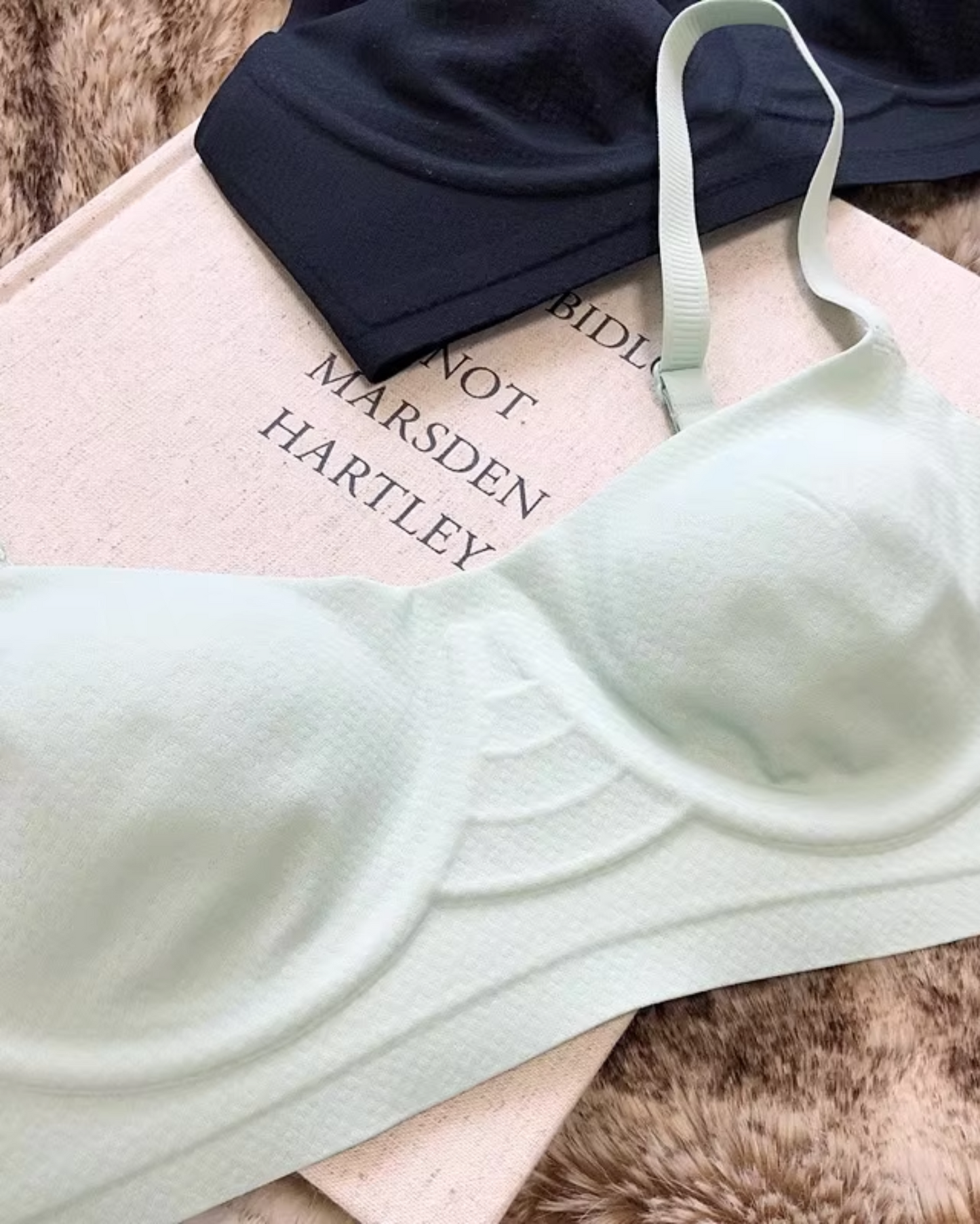 Soutien-gorge sans couture en balconnet confortable