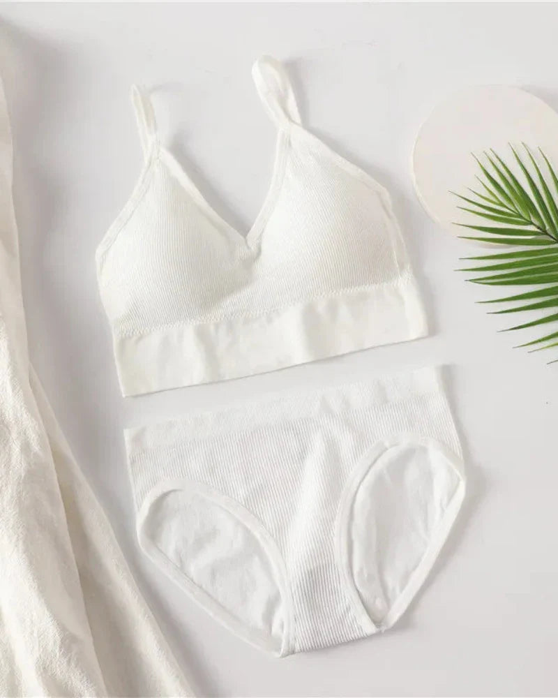 Ensemble de lingerie classique à rayures