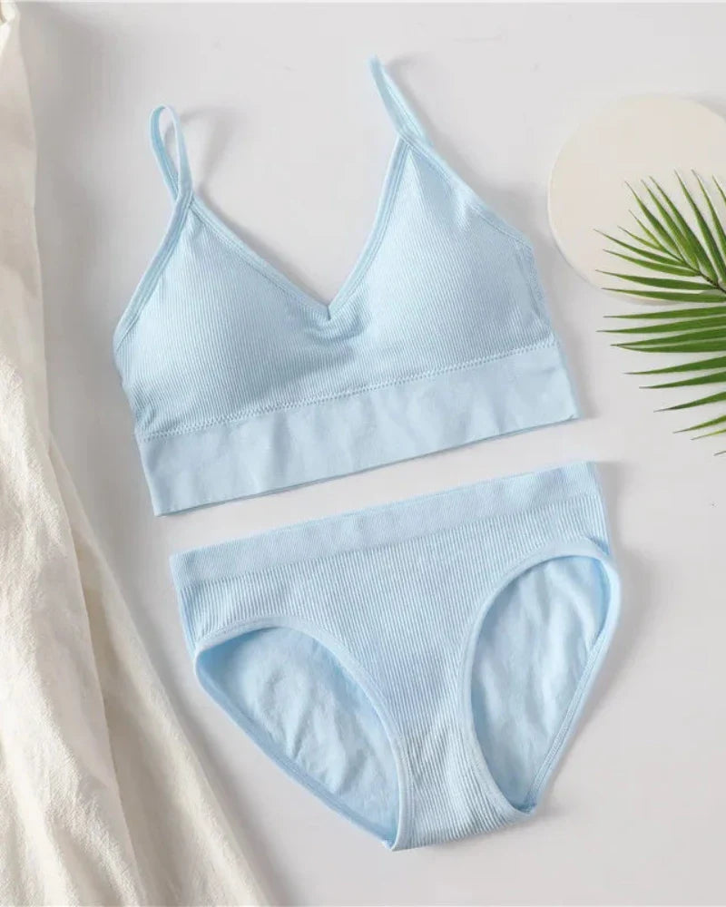 Ensemble de lingerie classique à rayures