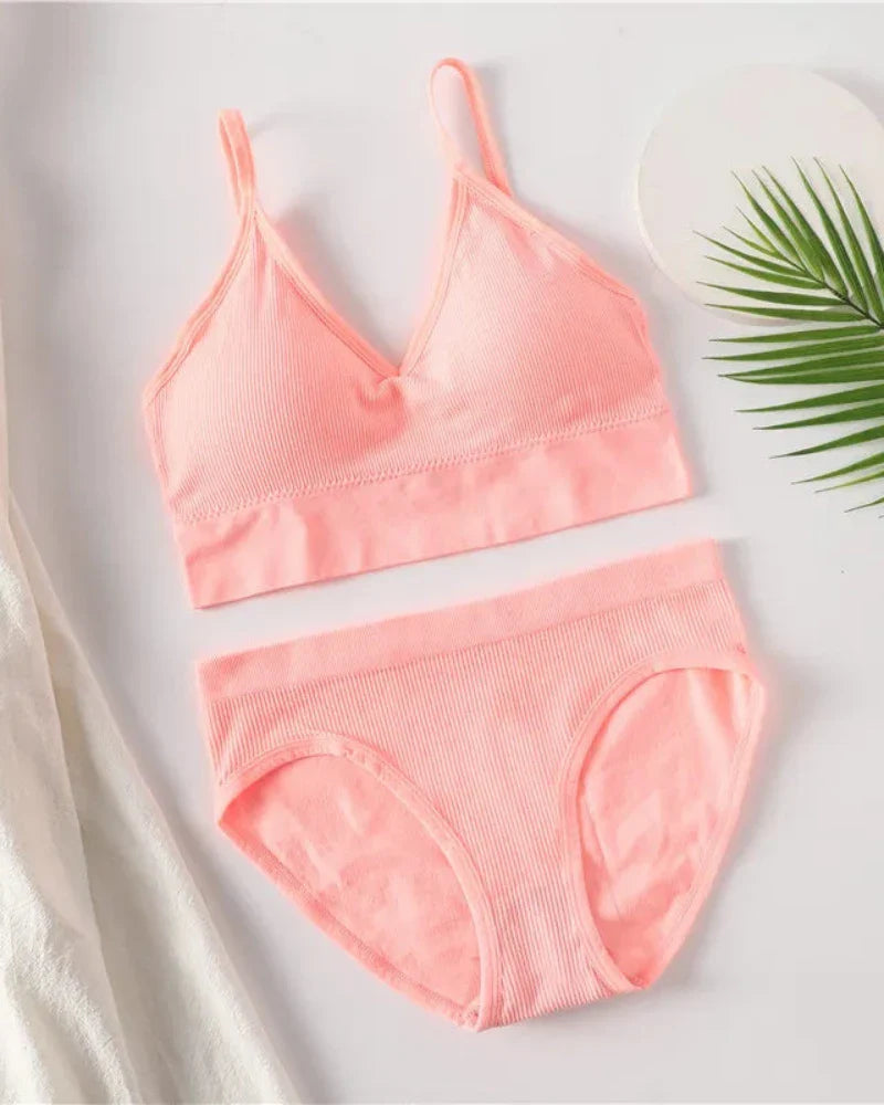 Ensemble de lingerie classique à rayures