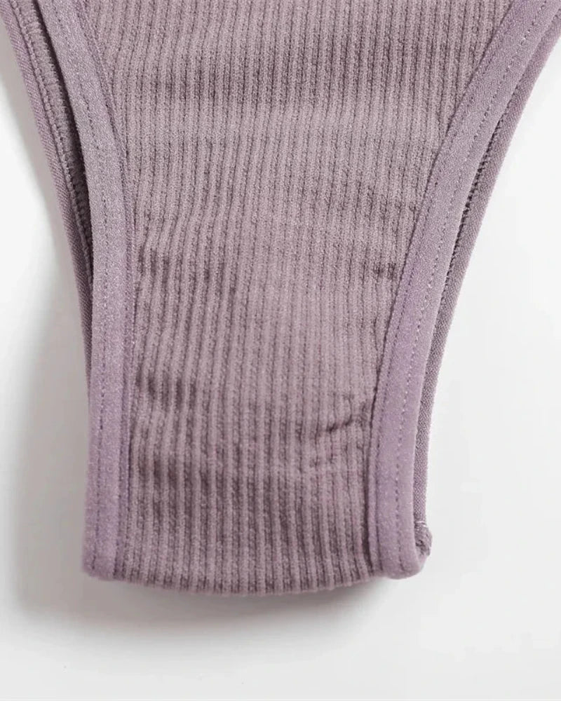 Ensemble de lingerie confortable en tissu côtelé