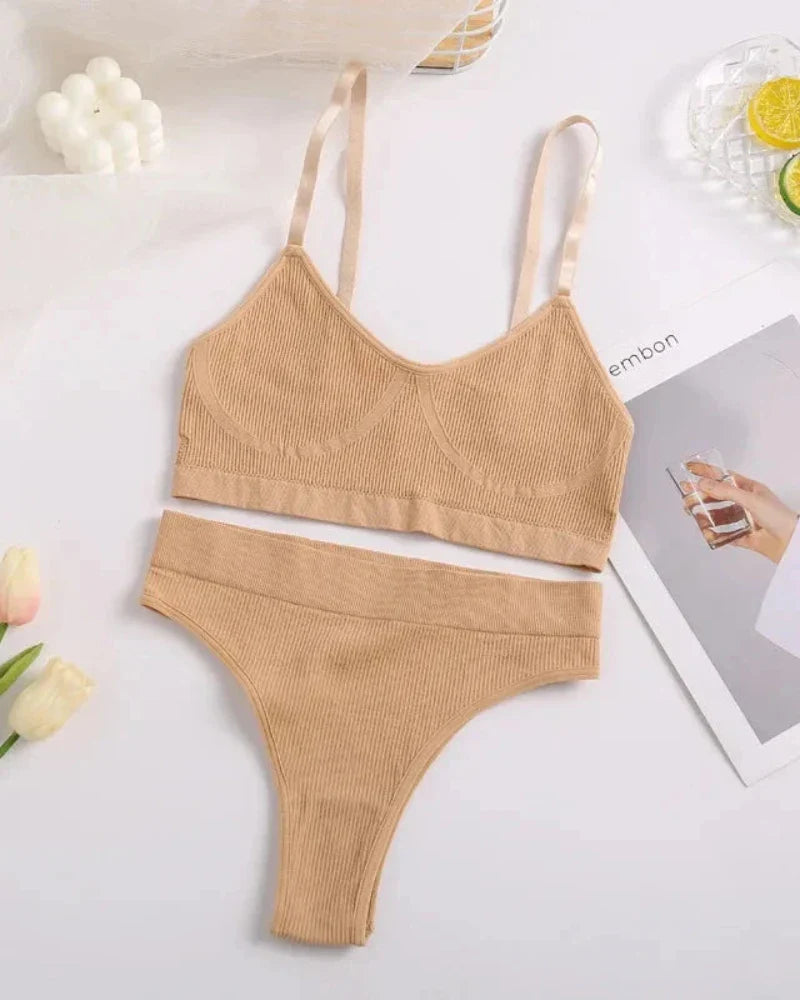 Ensemble de lingerie confortable en tissu côtelé