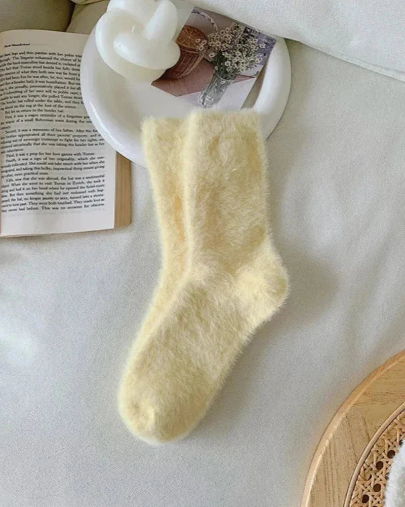 Chaussettes longues en peluche chaudes