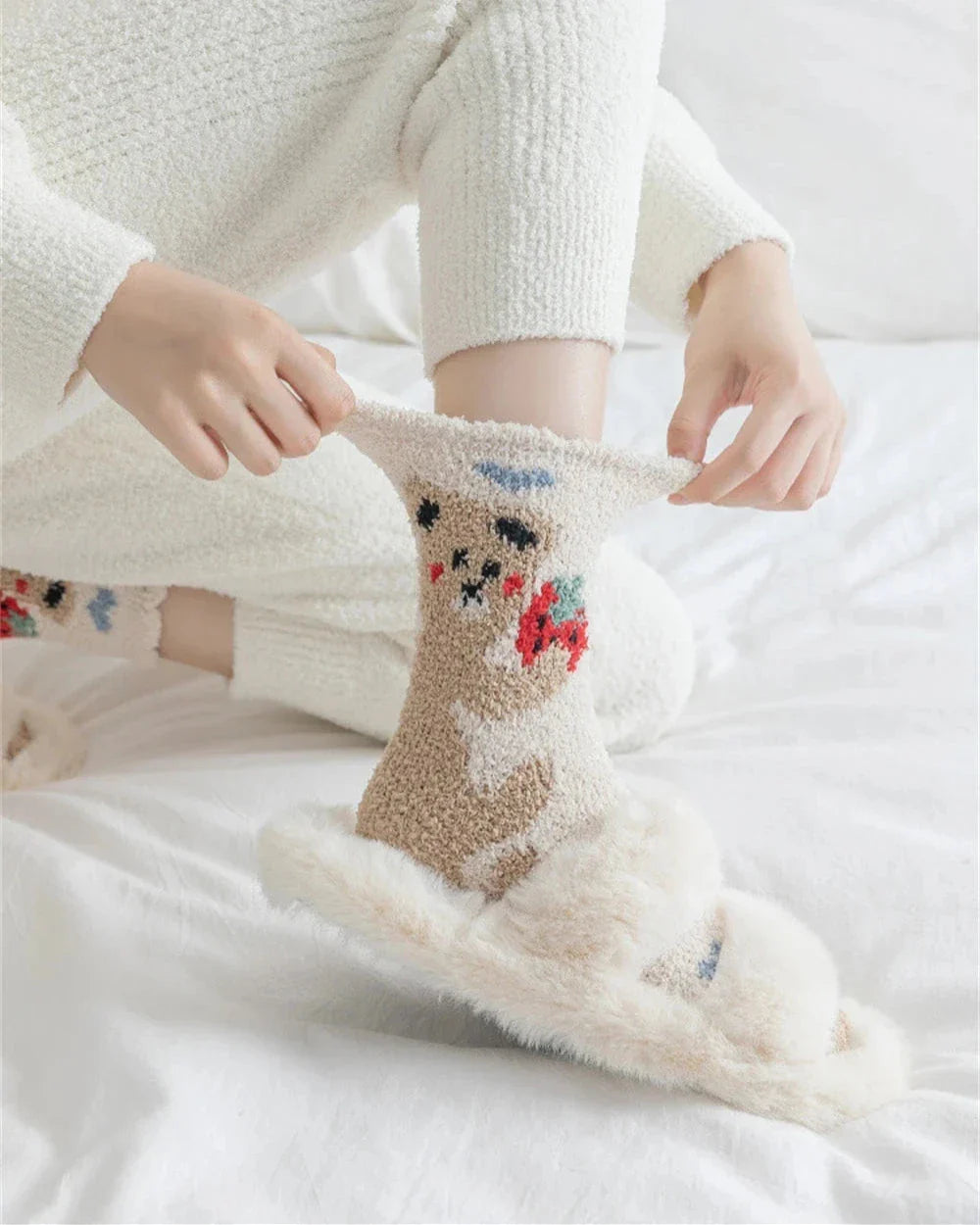 Chaussettes longues chaudes et pelucheuses