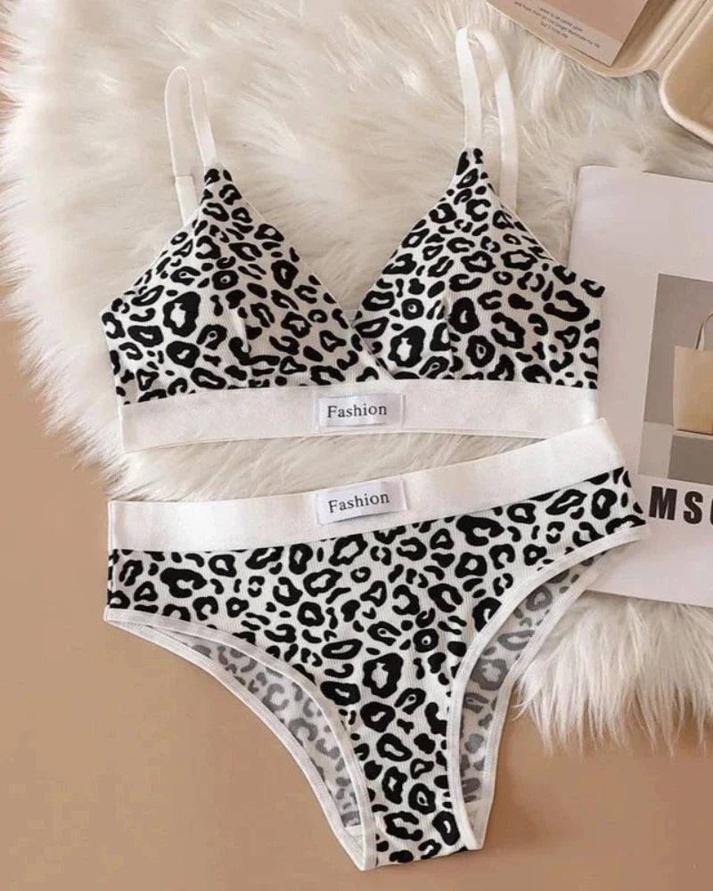 Ensemble de lingerie confortable à motif léopard