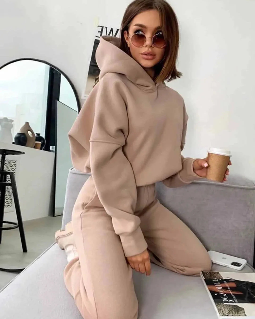 Ensemble de survêtement uni avec capuche confortable