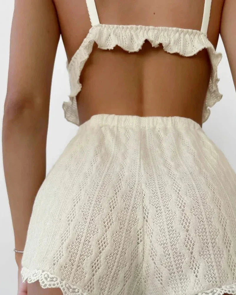 Pyjama court en dentelle ajourée