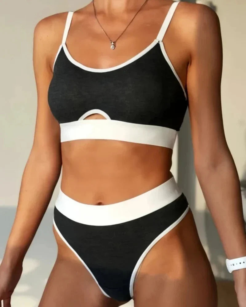 Ensemble de lingerie confortable à rayures avec coutures contrastées