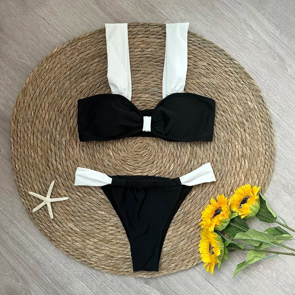 Bikini deux pièces à nœuds géant