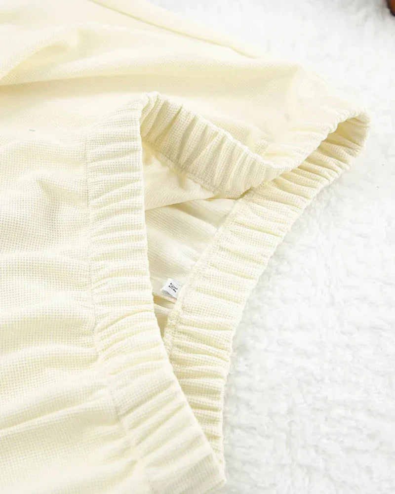 Ensemble court de vêtements d'intérieur avec cardigan