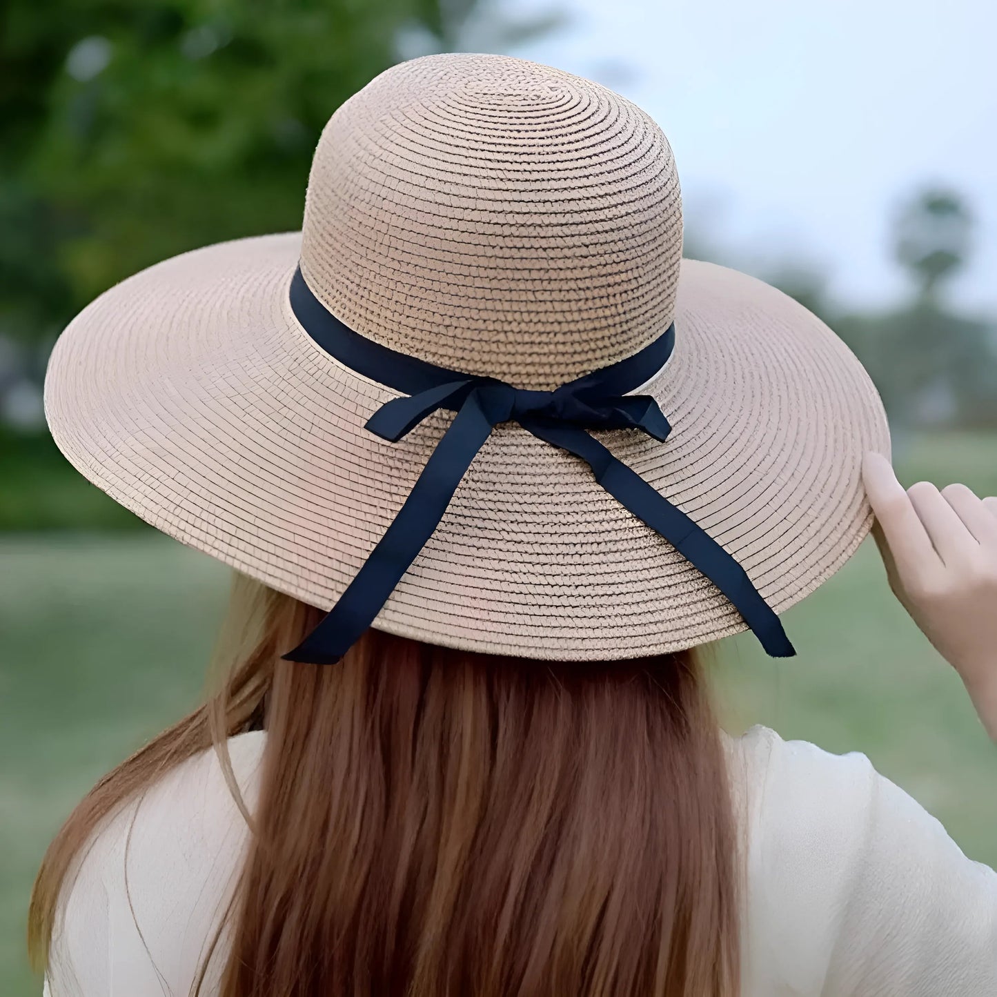 Beige Chapeau de plage avec nœud