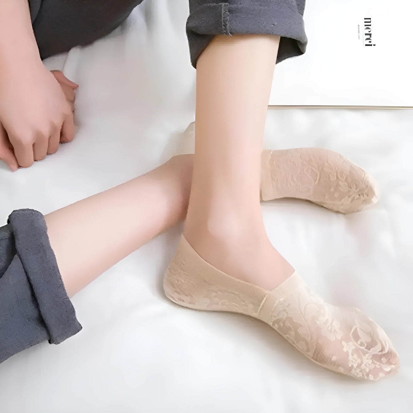 Beige Chaussettes de cheville avec dentelle