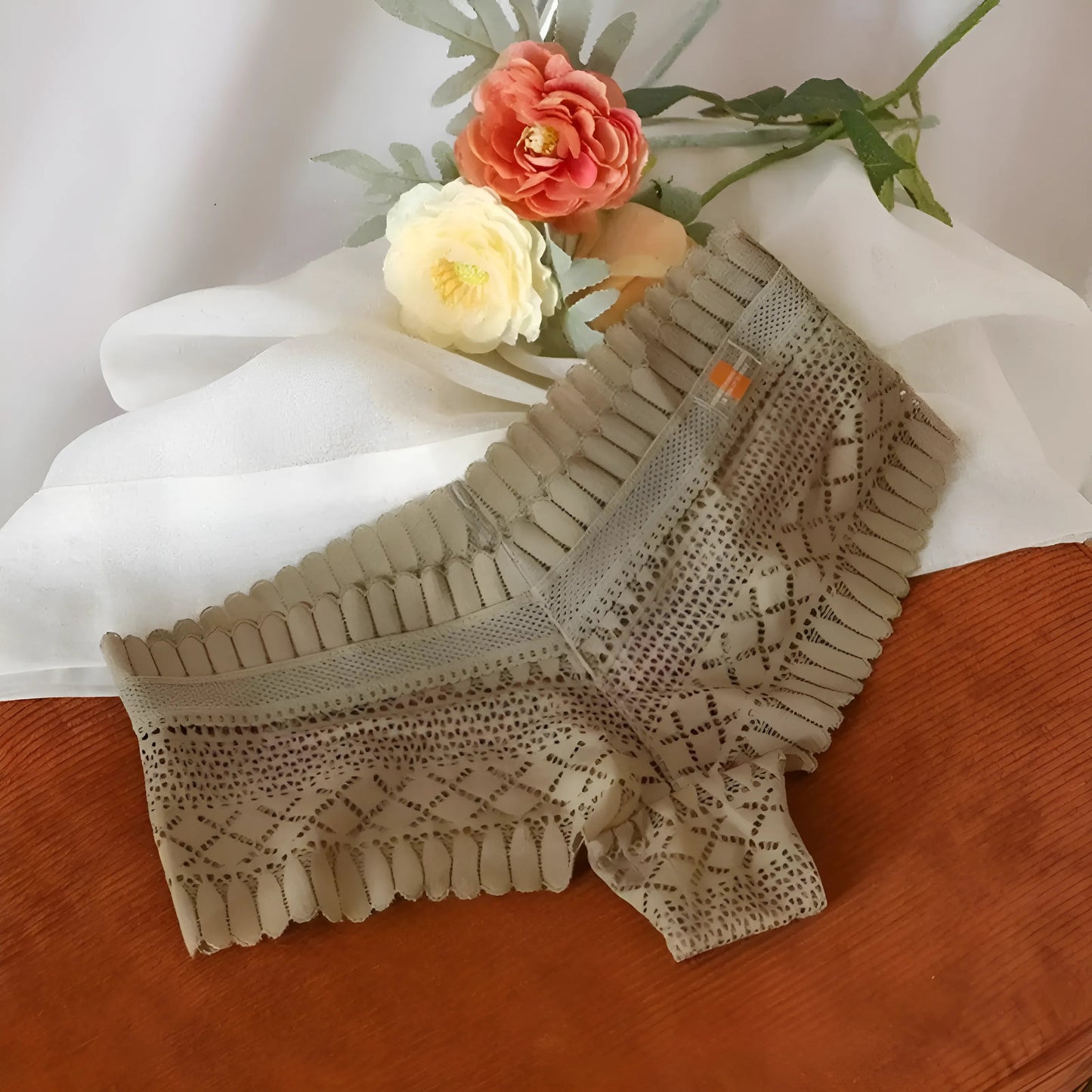 Beige Culotte haute en dentelle