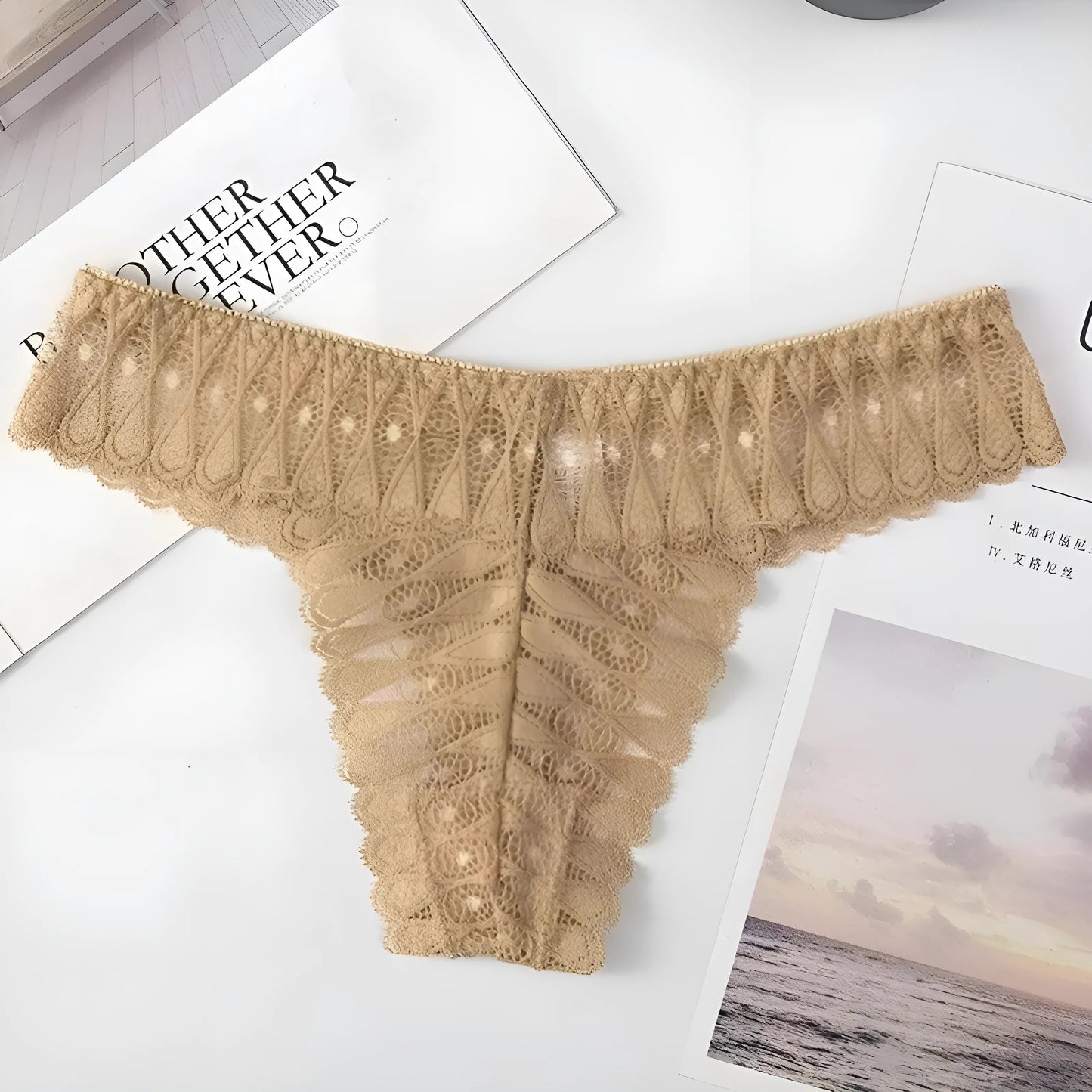 Beige Culottes en dentelle avec une taille plus large