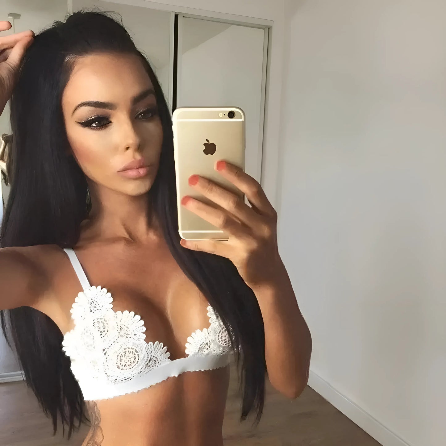 Blanc Brassière triangle en dentelle florale