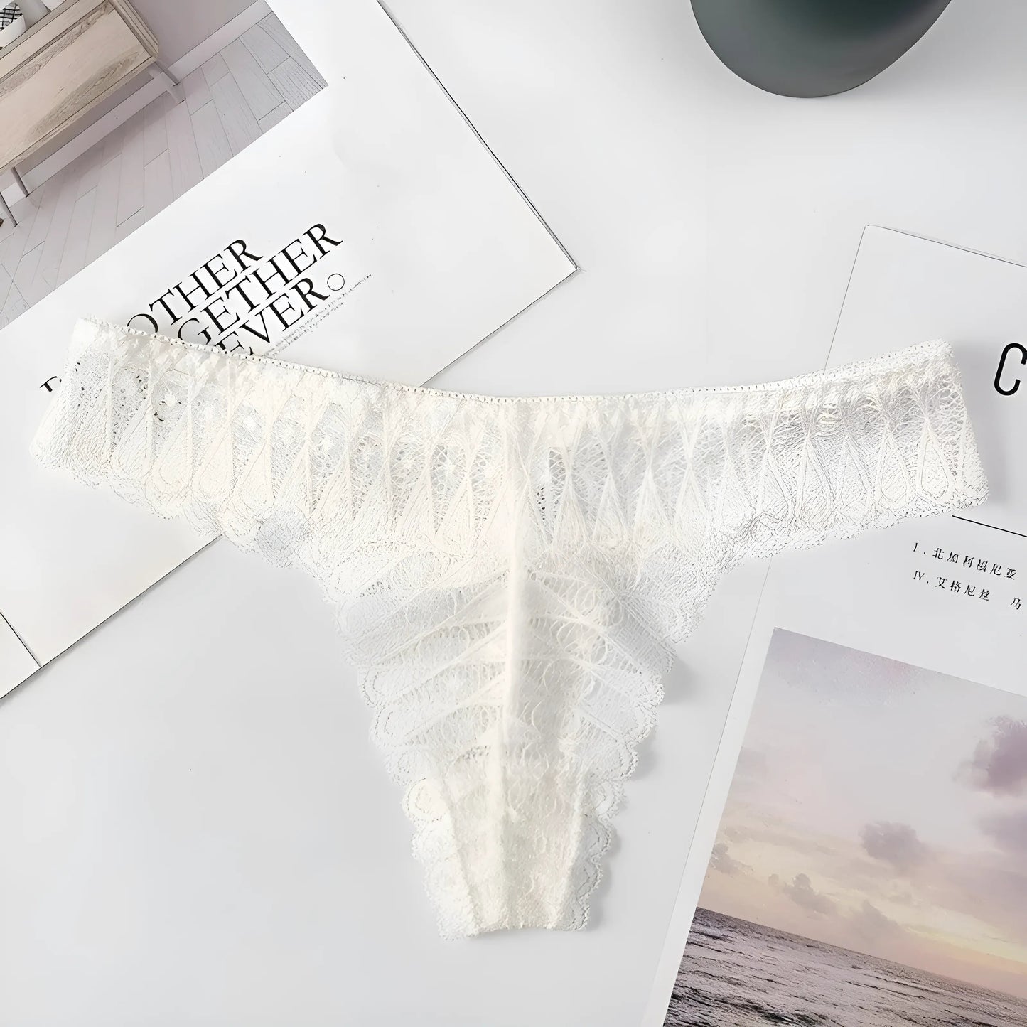 Blanc Culottes en dentelle avec une taille plus large
