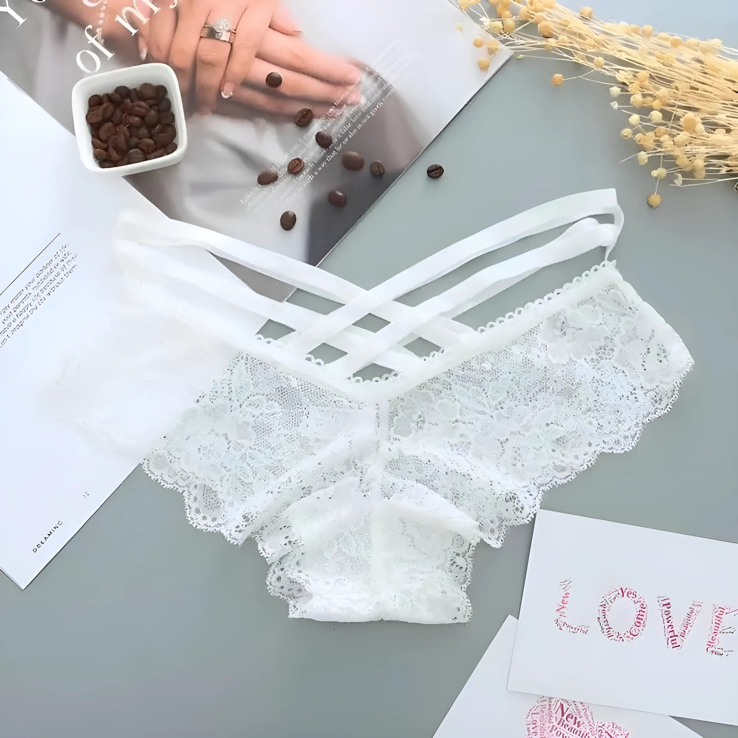Blanc Culottes en dentelle universelles avec des bretelles décoratives