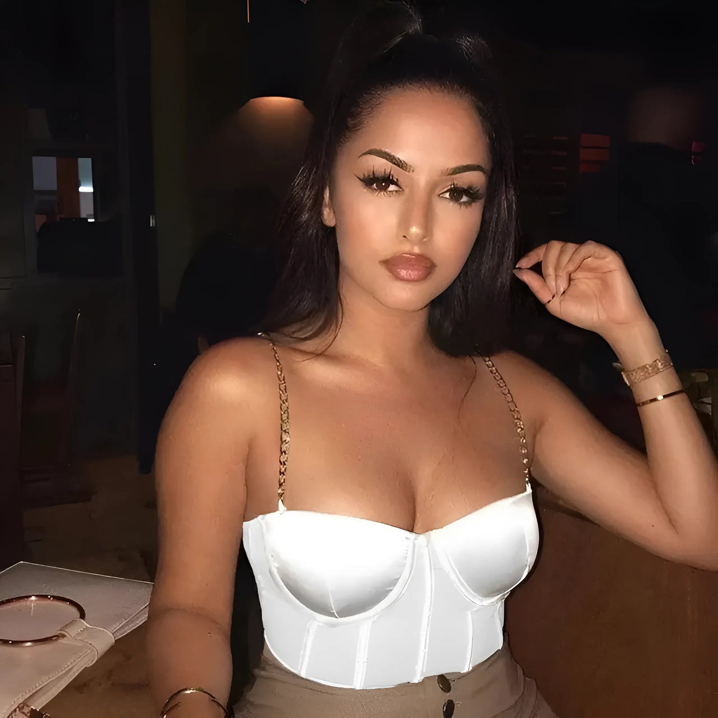 Blanc Détail de chaîne Bralette