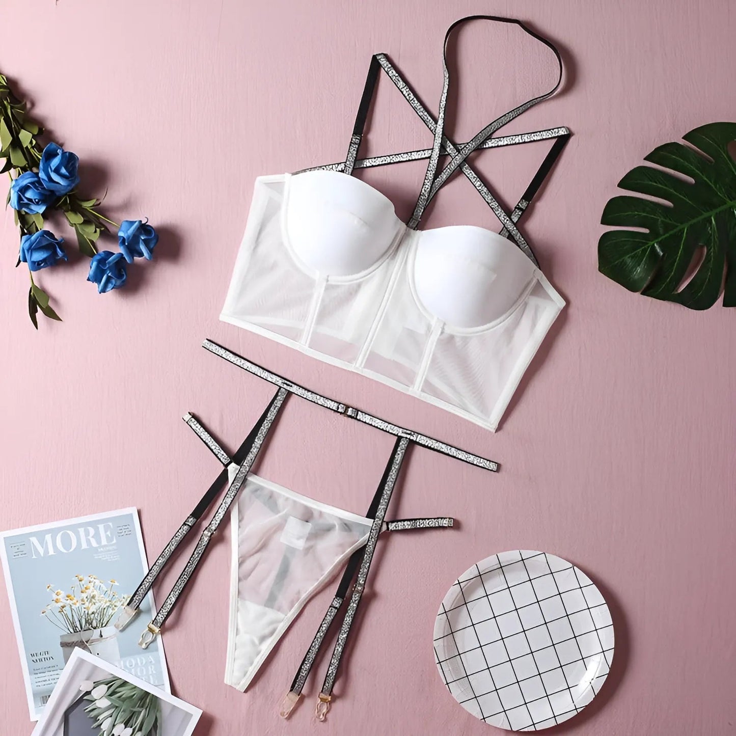 Blanc Ensemble de lingerie 3 pièces avec corset