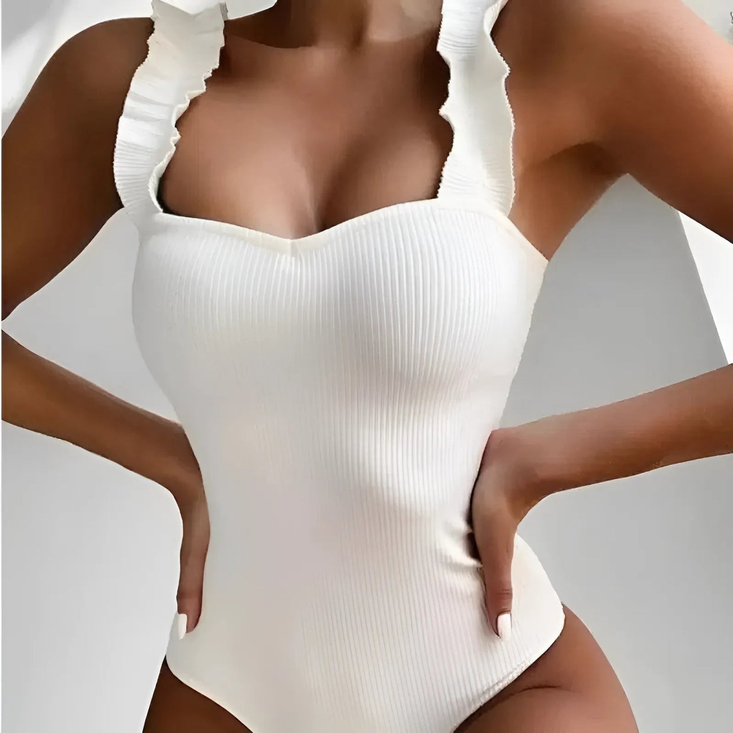 Blanc Maillot de bain une pièce avec des bretelles décoratives