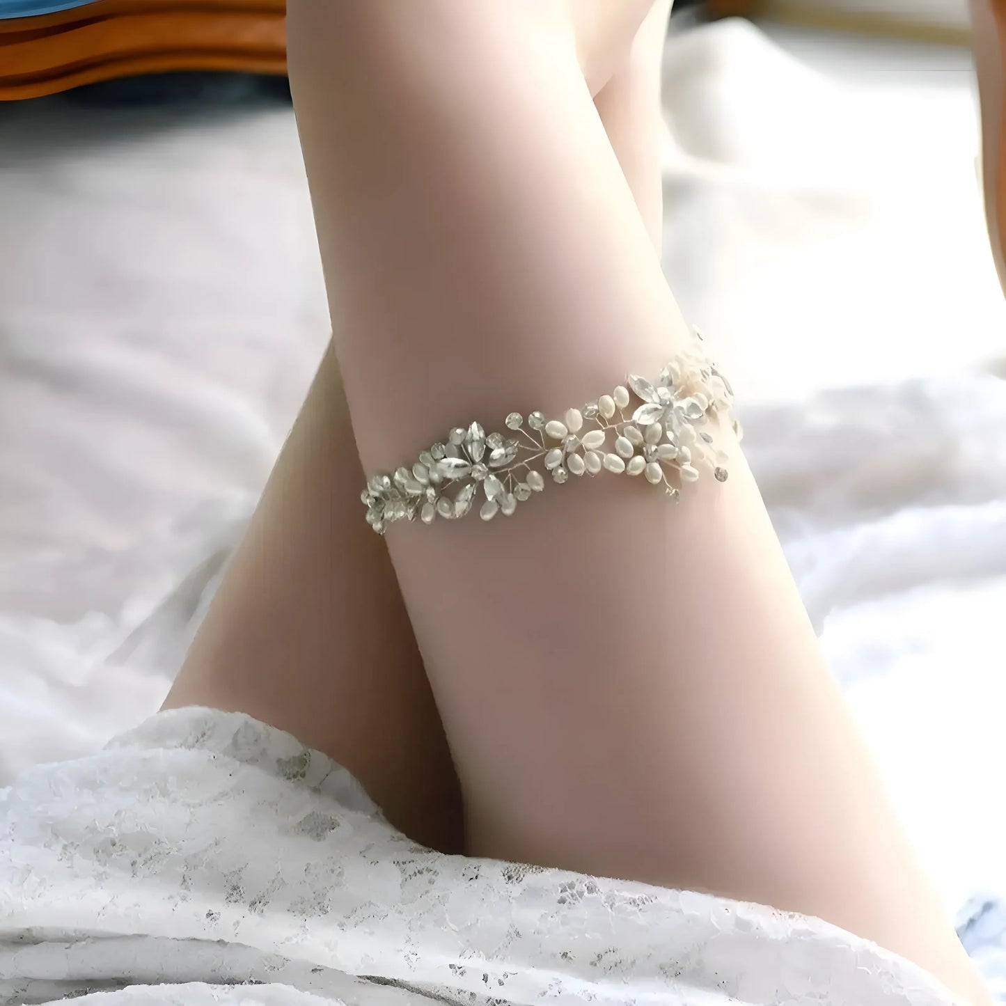 Blanc Motif floral de jarretière de mariage