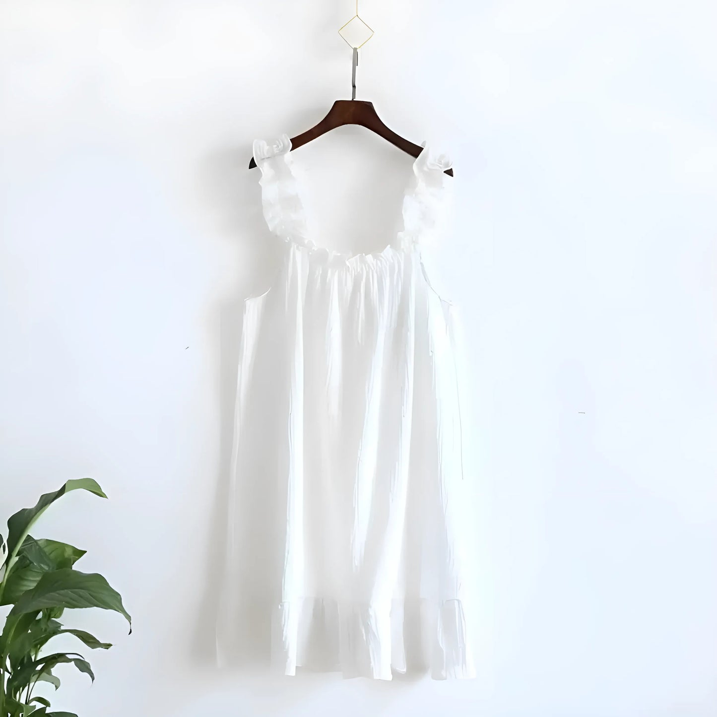 Blanc Nuisette avec dentelle et bretelles décoratives