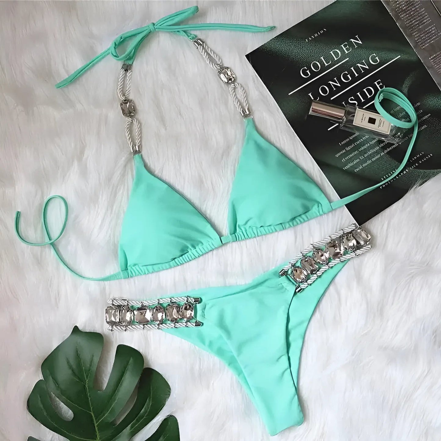 Bleu Maillot de bain deux pièces avec des embellissements décoratifs