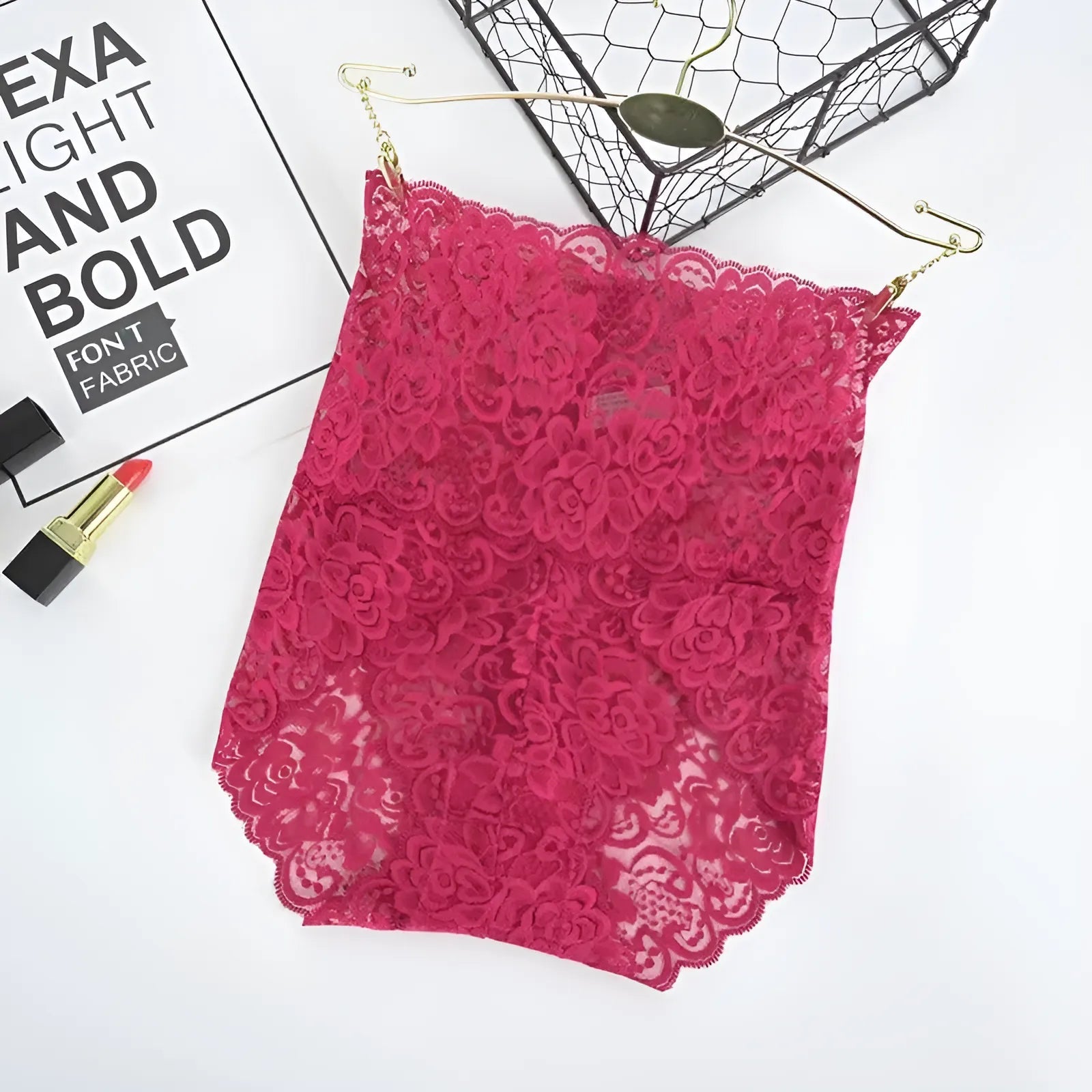 Bourgogne Culotte haute en dentelle