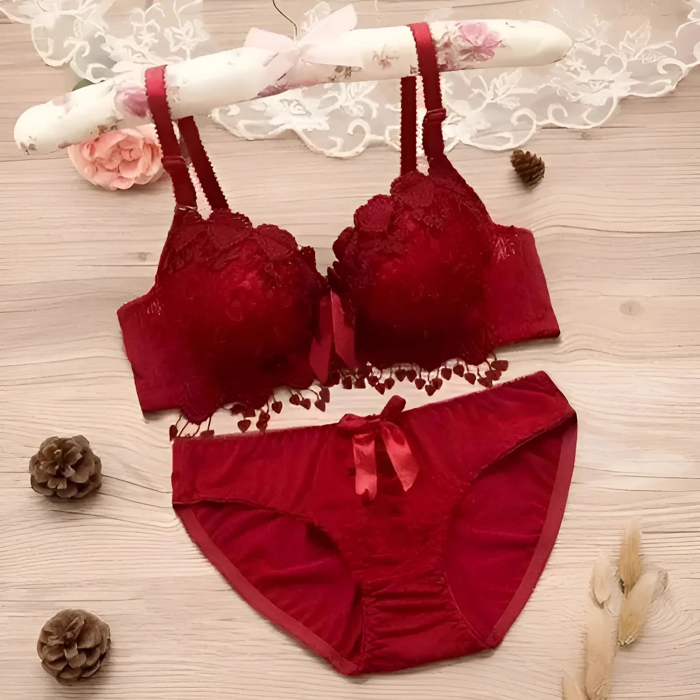 Bourgogne Ensemble de lingerie en dentelle avec motif en cœur