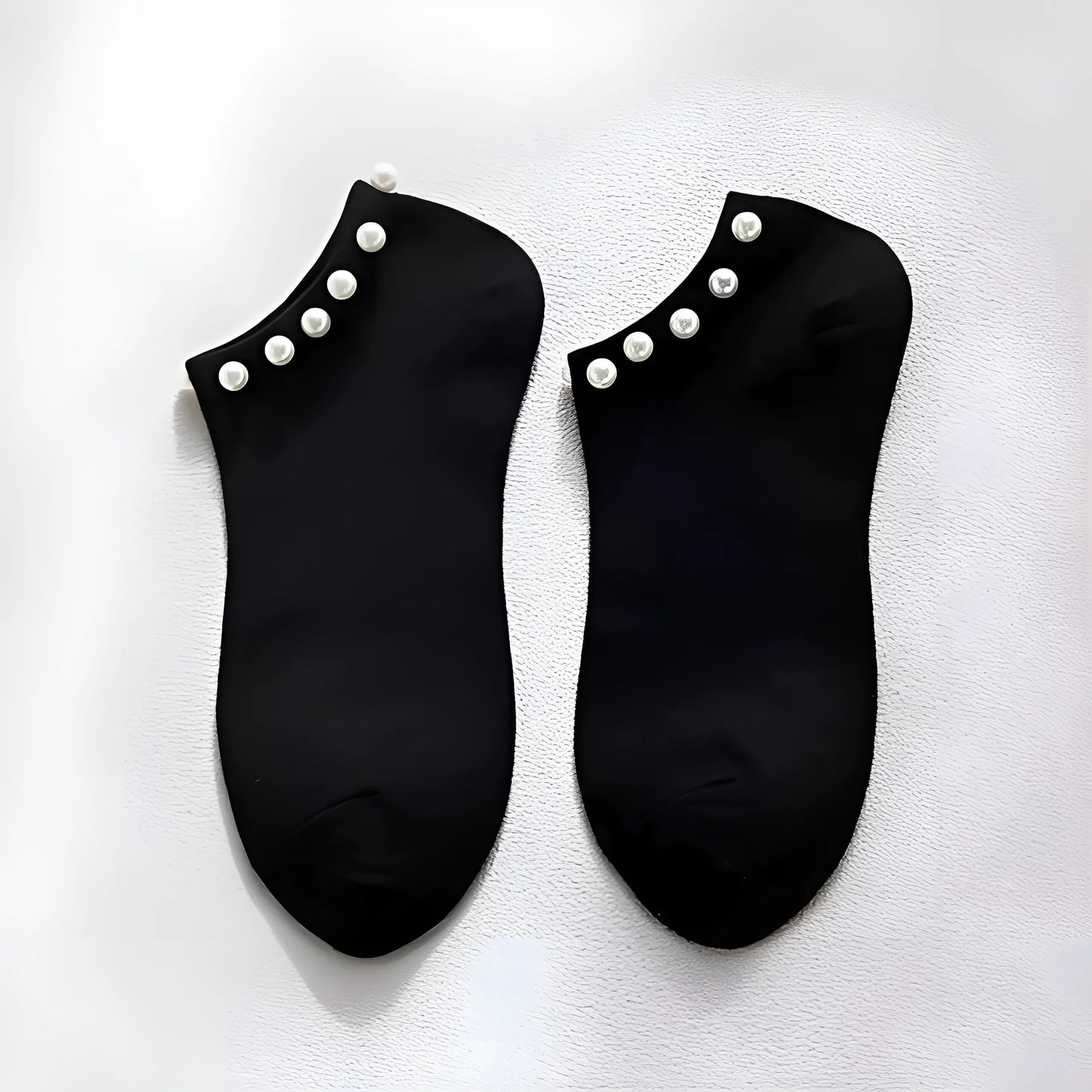 Chaussettes ornées de perles pour femmes
