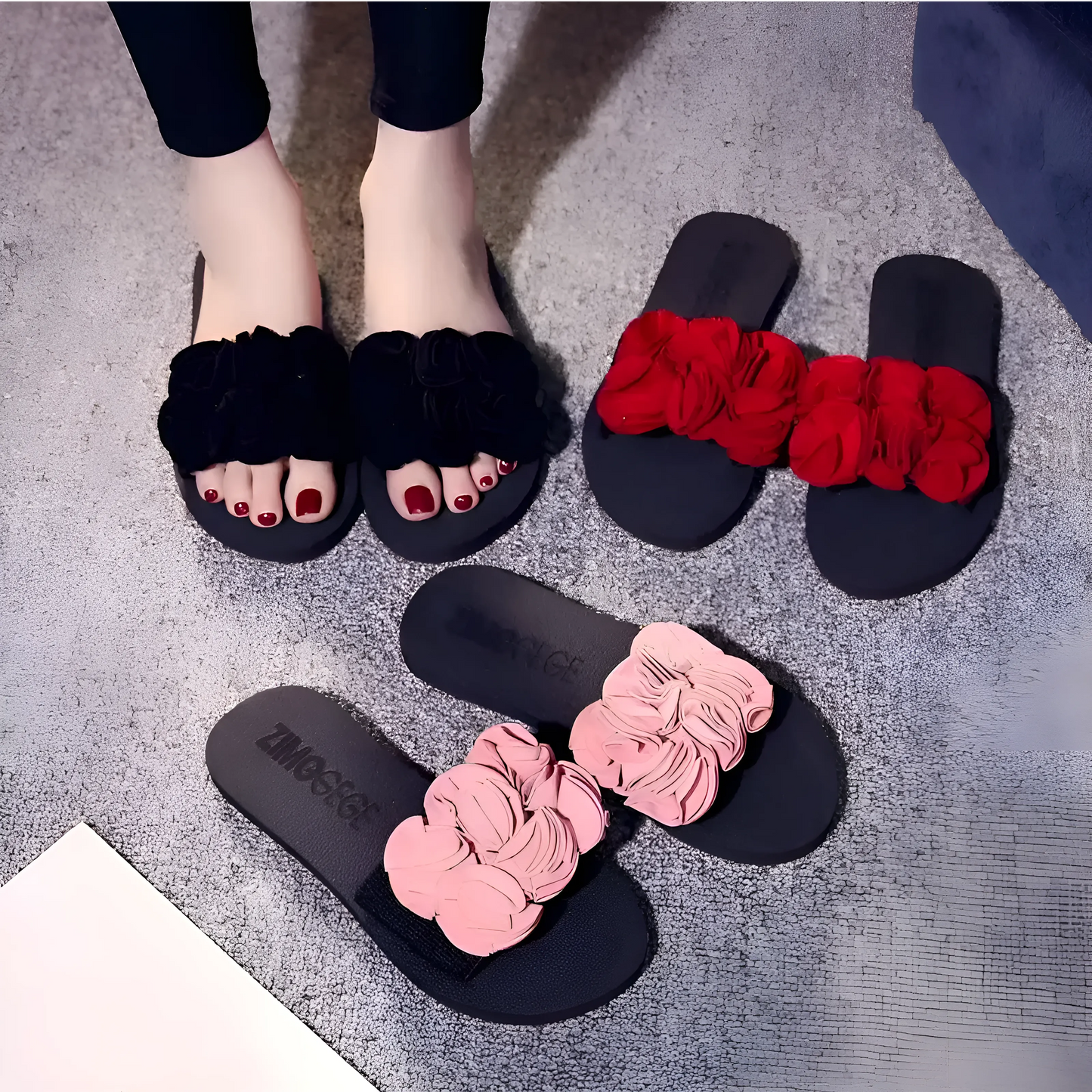 Chaussons brodés de roses
