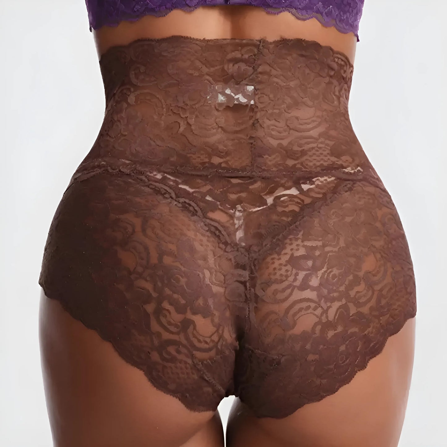 Culotte haute en dentelle
