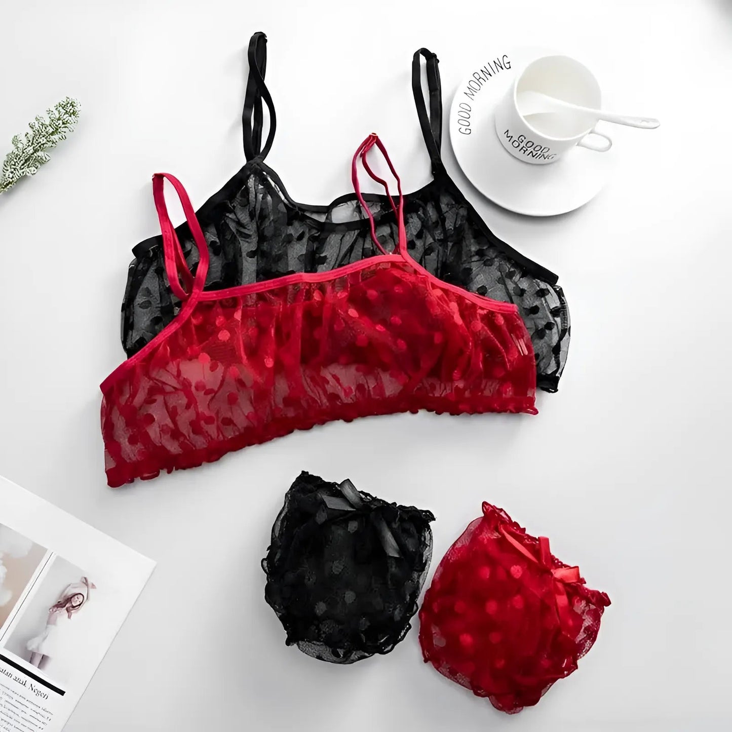 Ensemble de lingerie en dentelle à pois