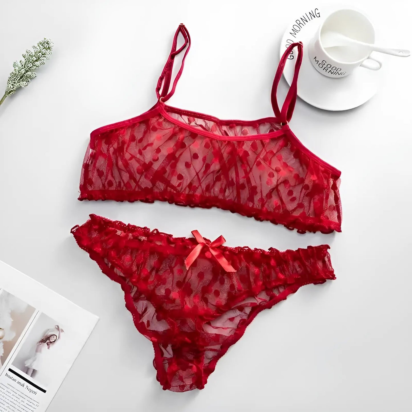 Ensemble de lingerie en dentelle à pois