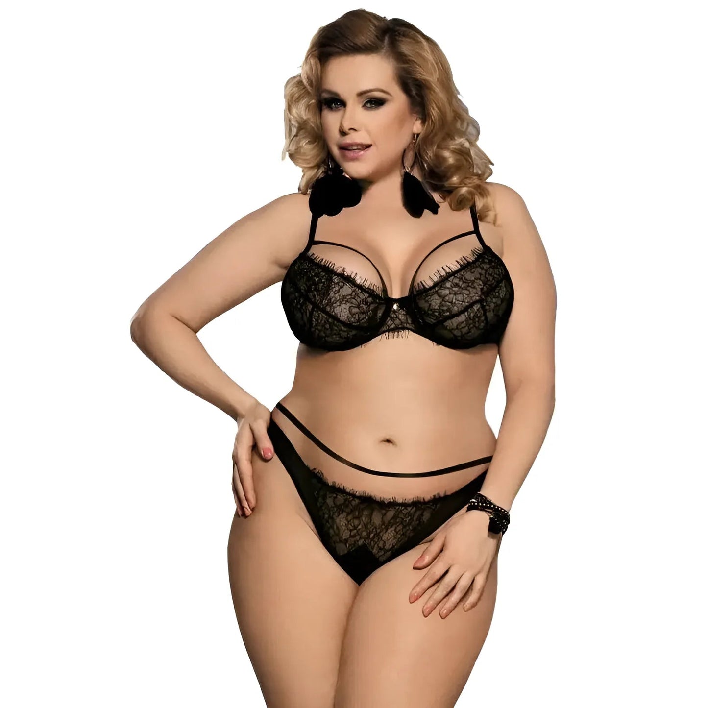 Ensemble de lingerie en dentelle avec des bretelles décoratives en grandes tailles