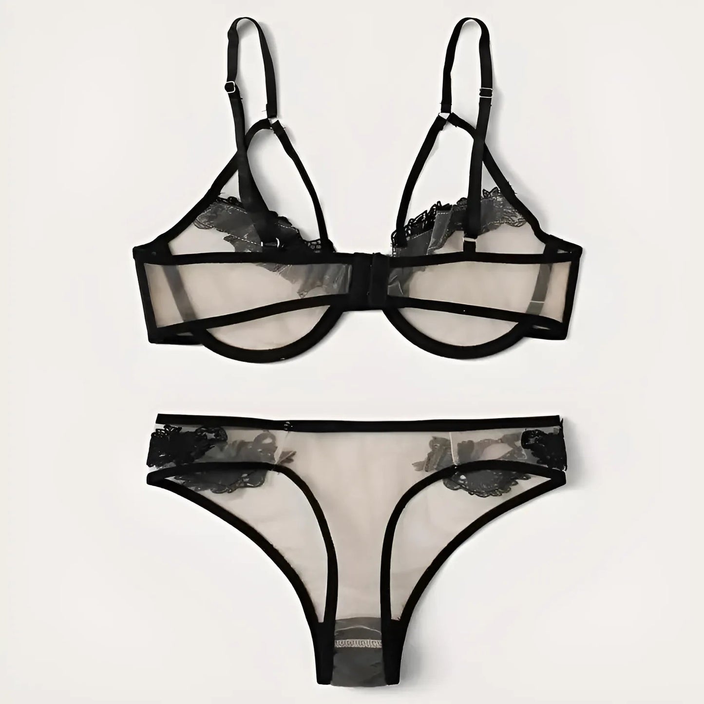 Ensemble de lingerie en dentelle et en résille