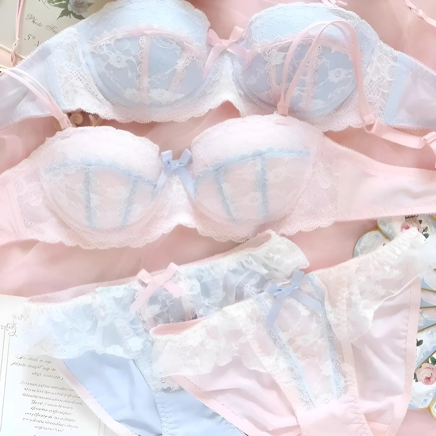 Ensemble de lingerie en dentelle pastel