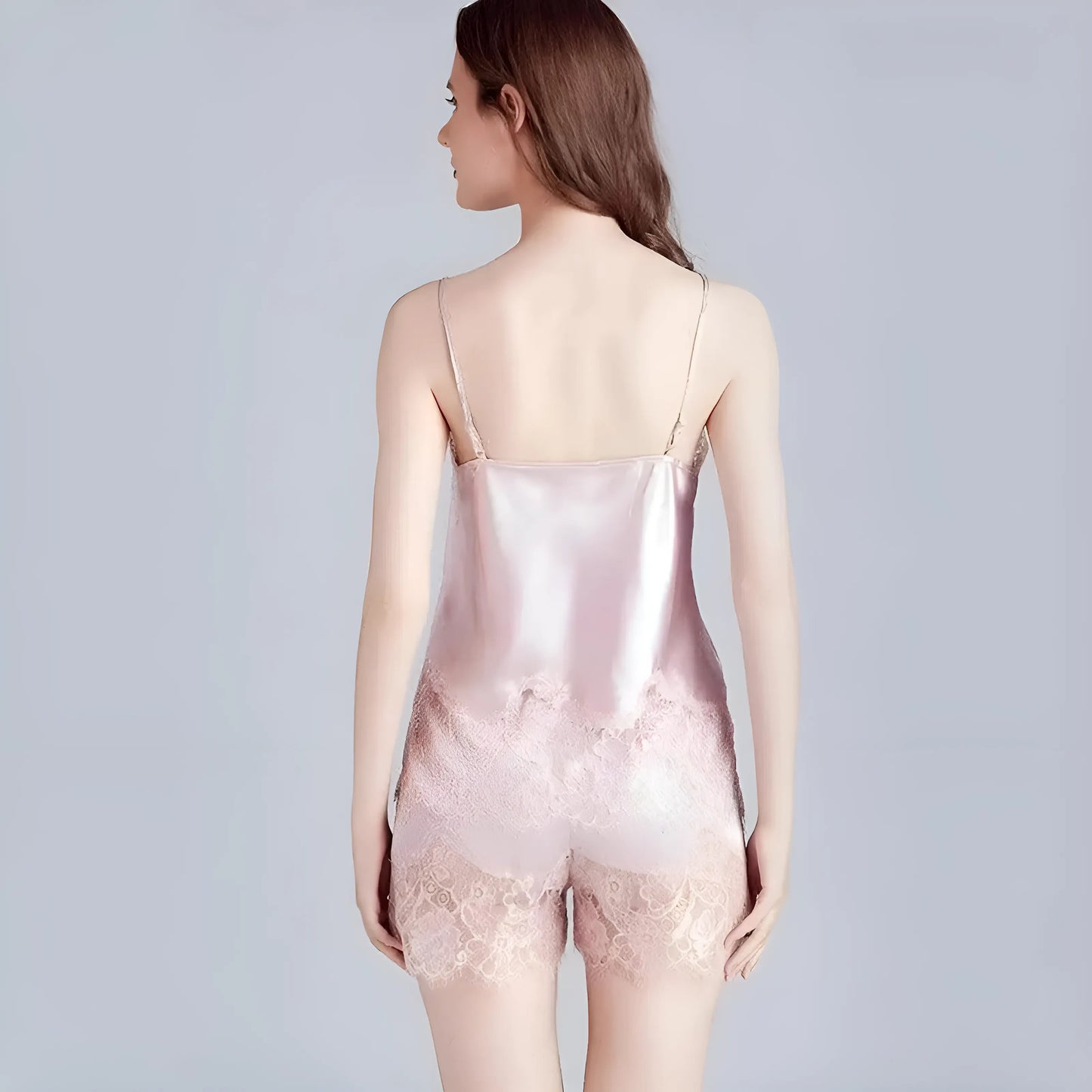 Ensemble de pyjama avec short à dentelle