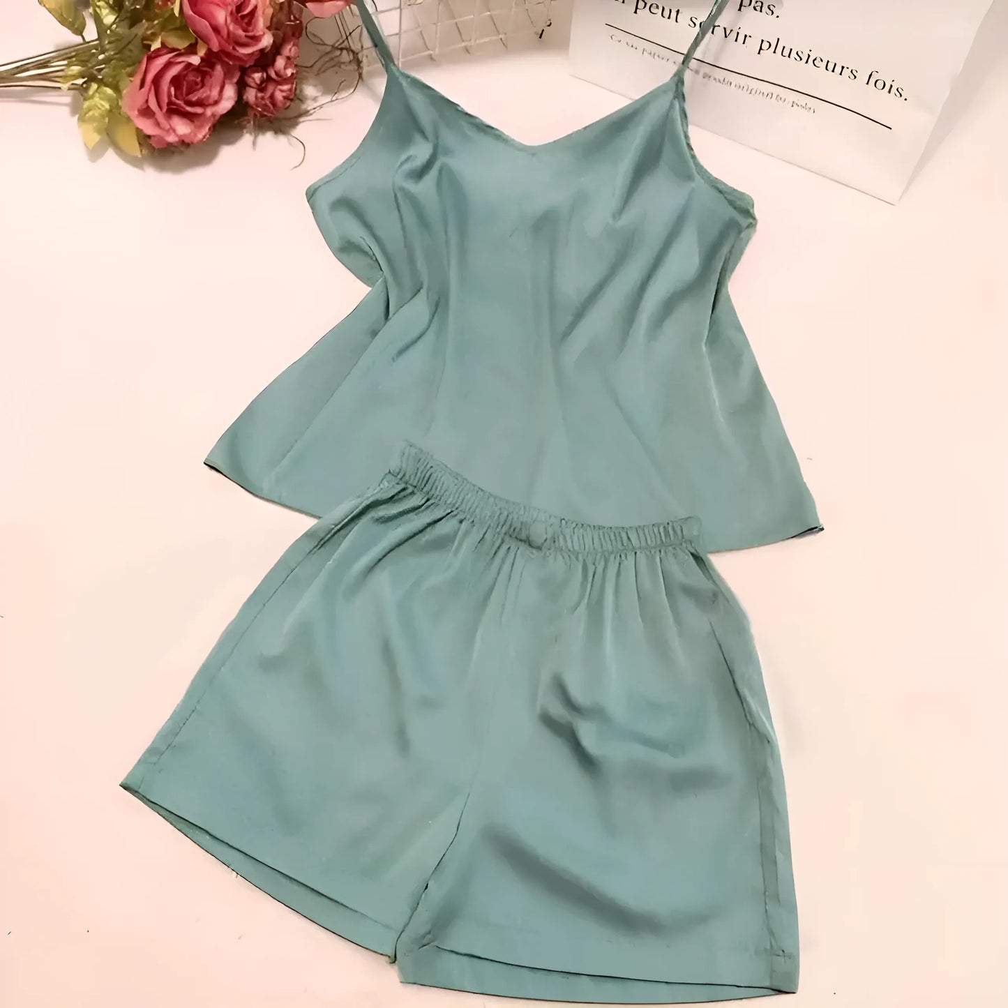 Ensemble de pyjama deux pièces classique pour femmes