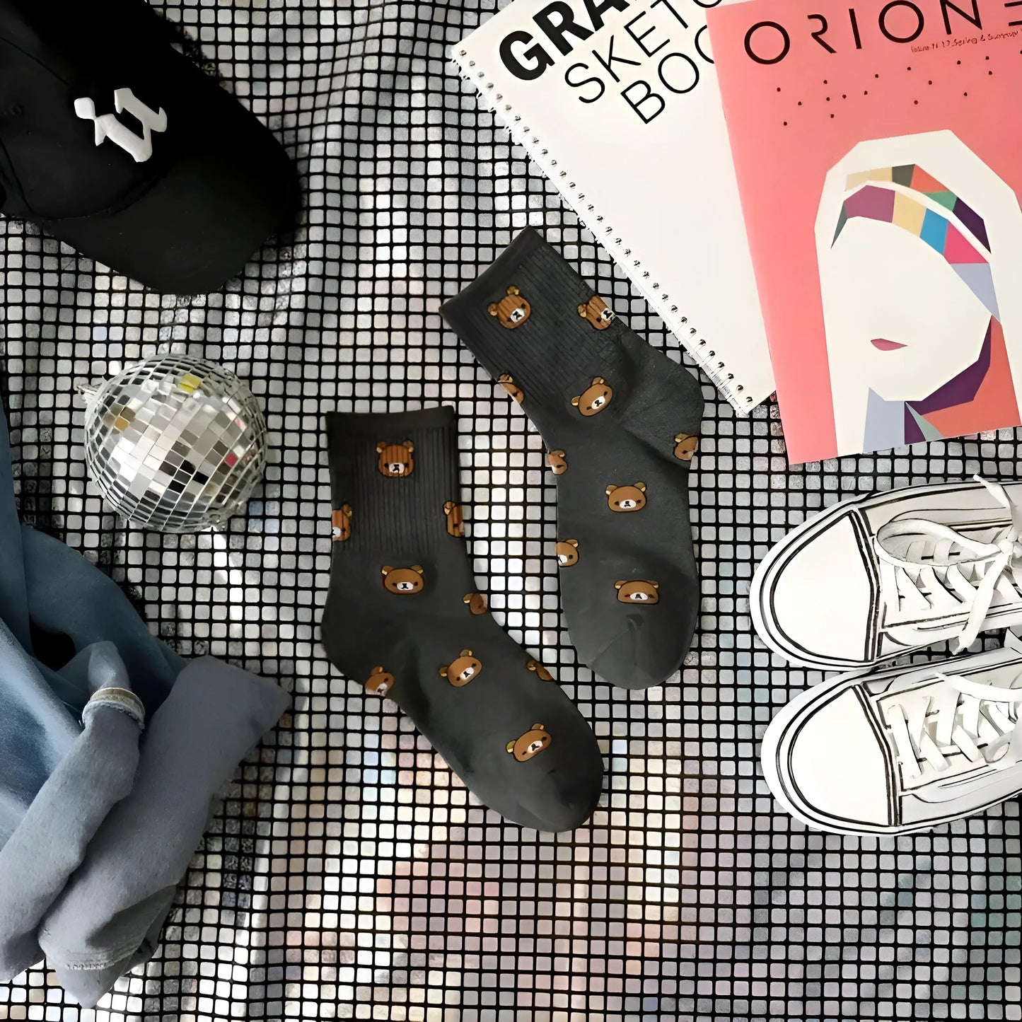 Gris Chaussettes de cheville avec design d'ours