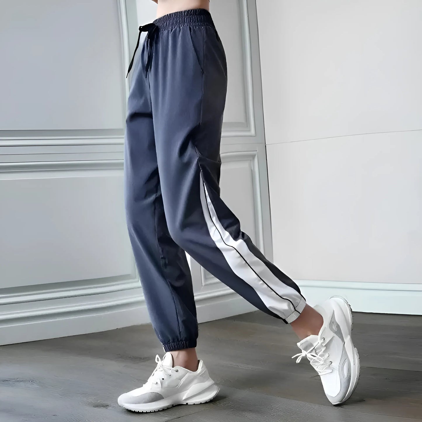 Gris Ensemble de sport avec panneaux latéraux