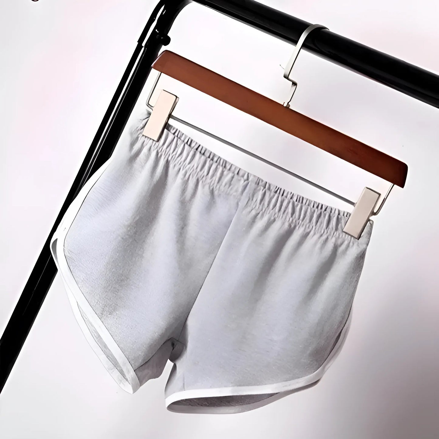 Gris Shorts de sport avec bord blanc