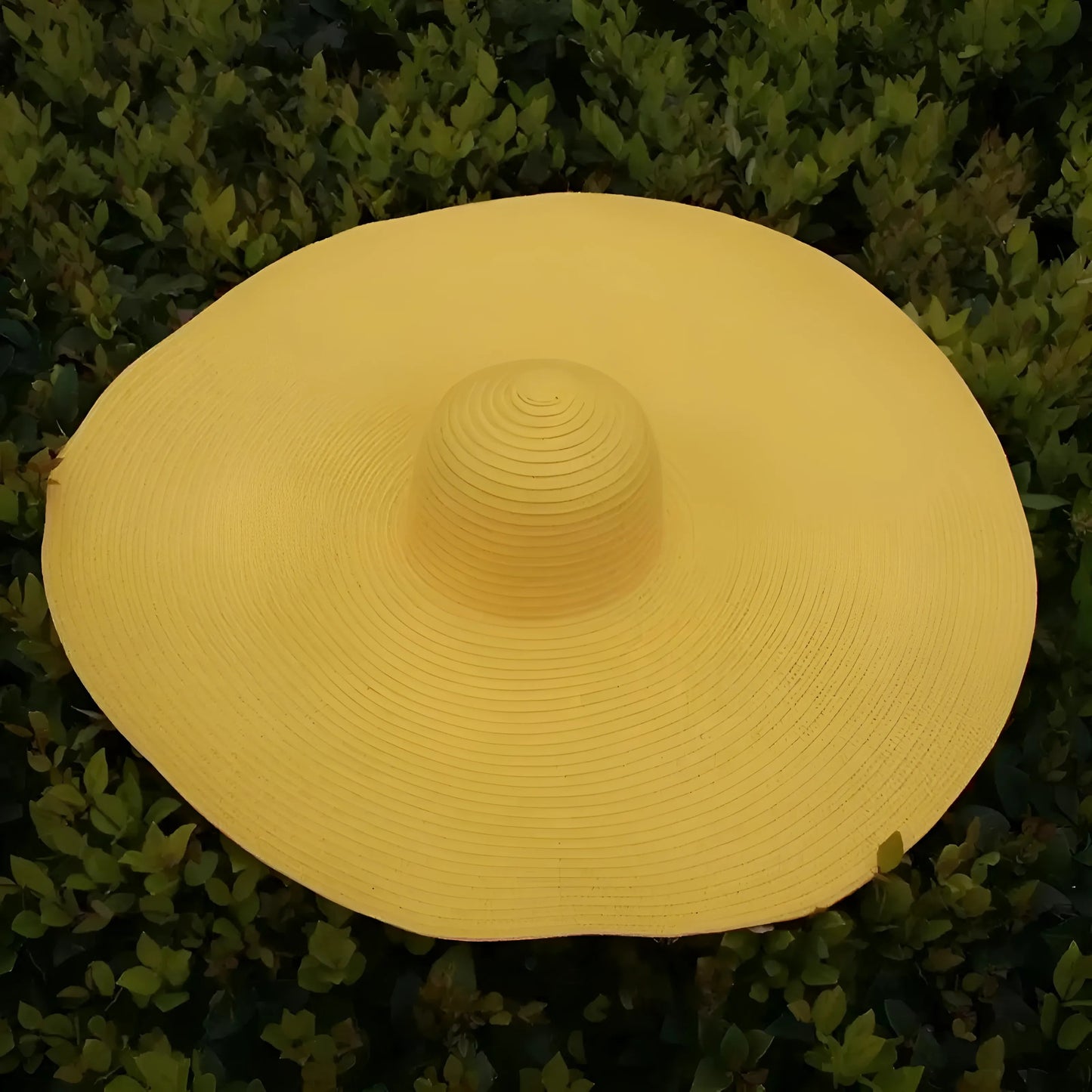 Jaune Chapeau de plage à large bord