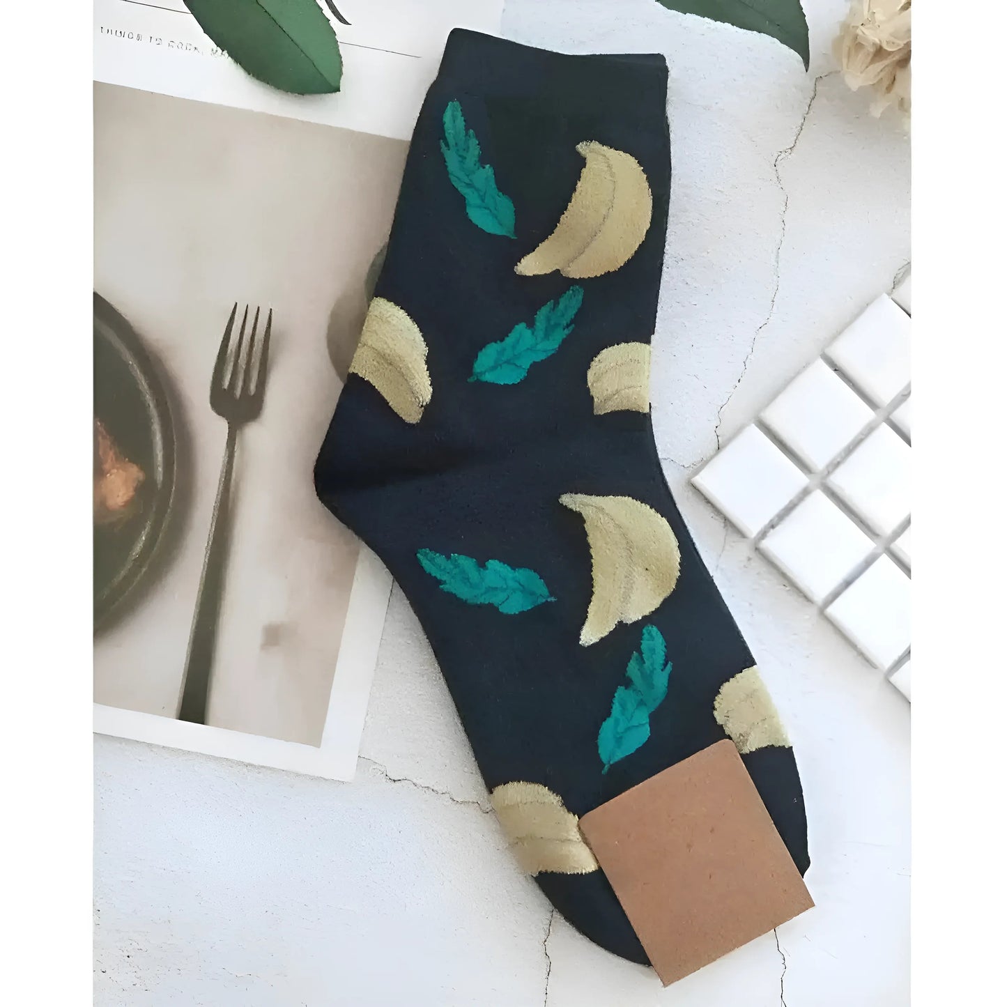 Jaune Chaussettes longues avec des imprimés colorés