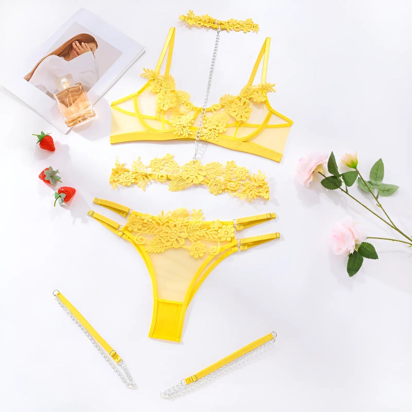 Jaune Ensemble de lingerie 3 pièces avec dentelle florale