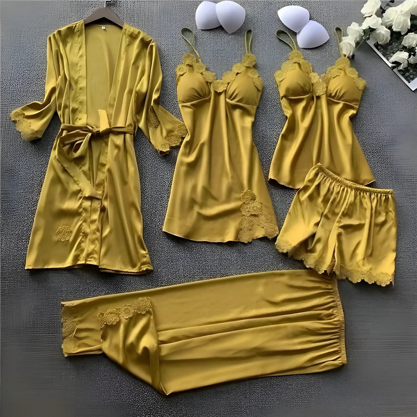 Jaune Ensemble de sommeil cinq pièces