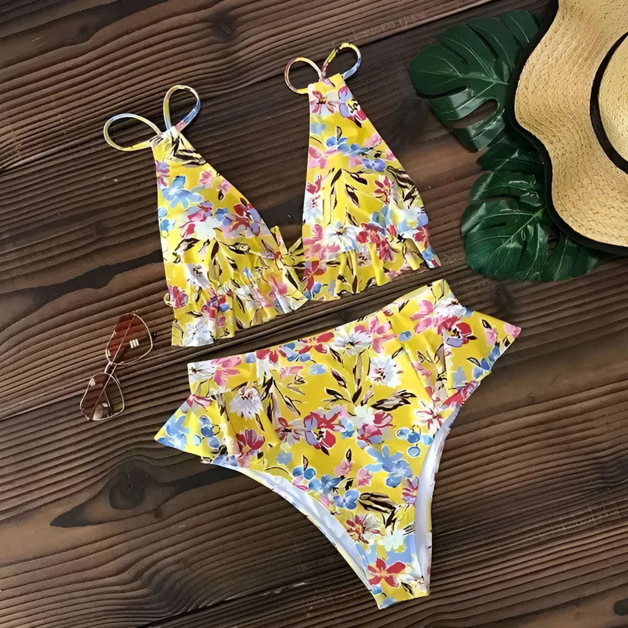 Jaune Maillot de bain deux pièces avec de délicates volants