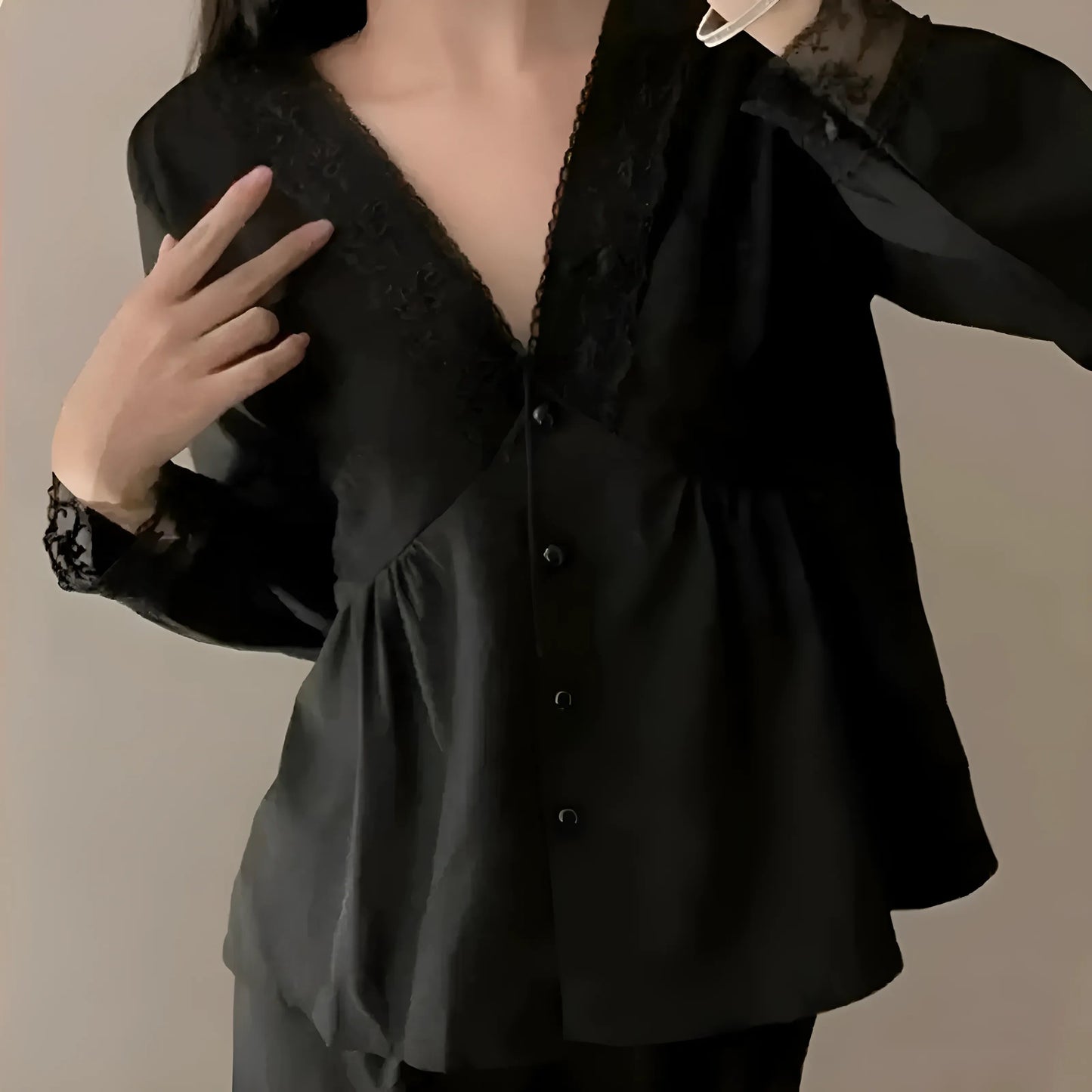 Lingerie et Pyjama à Boutons