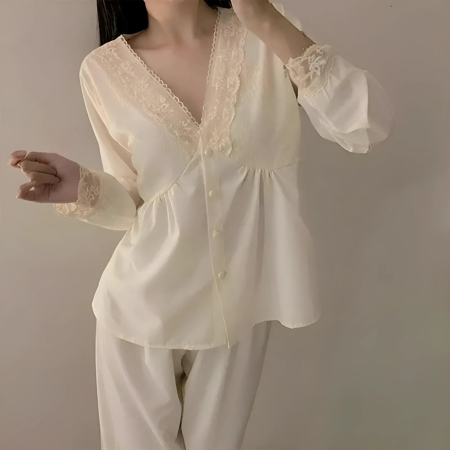 Lingerie et Pyjama à Boutons
